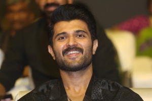 Vijay Deverakonda @ Keedaa Cola Pre-Release Event Stills