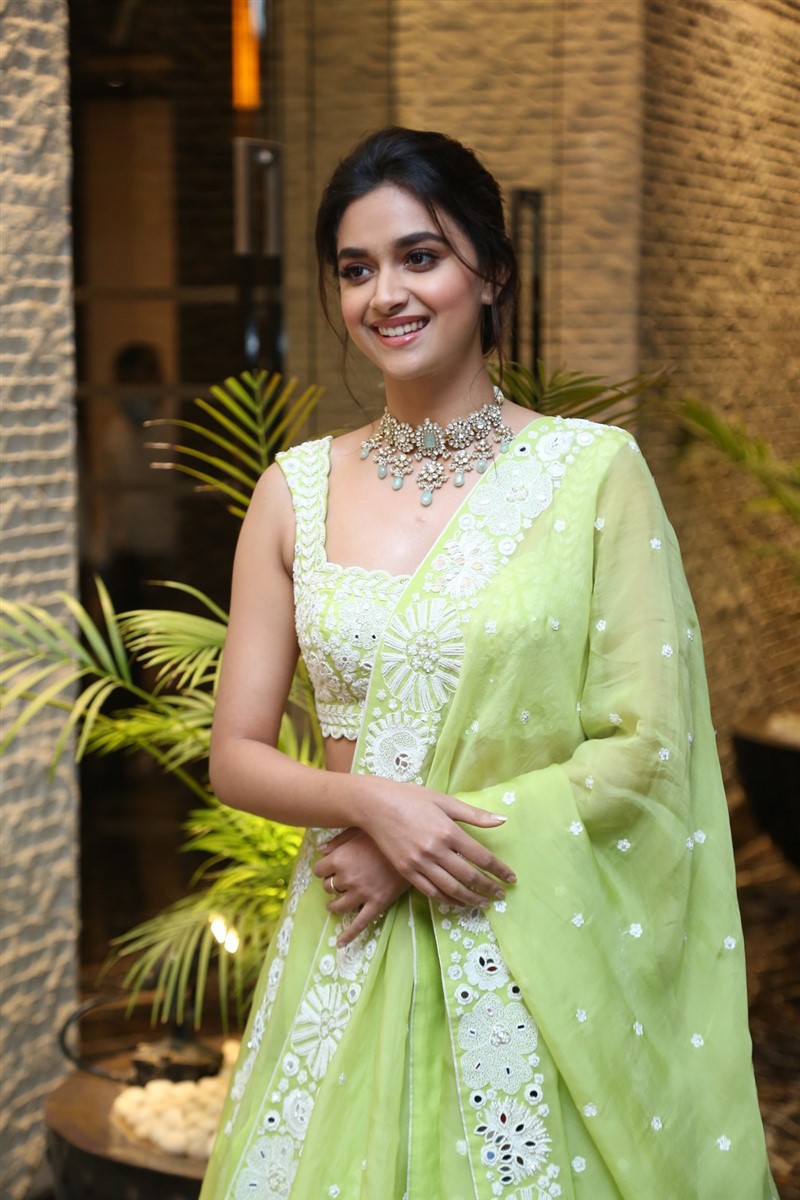 Keerthy suresh kundi