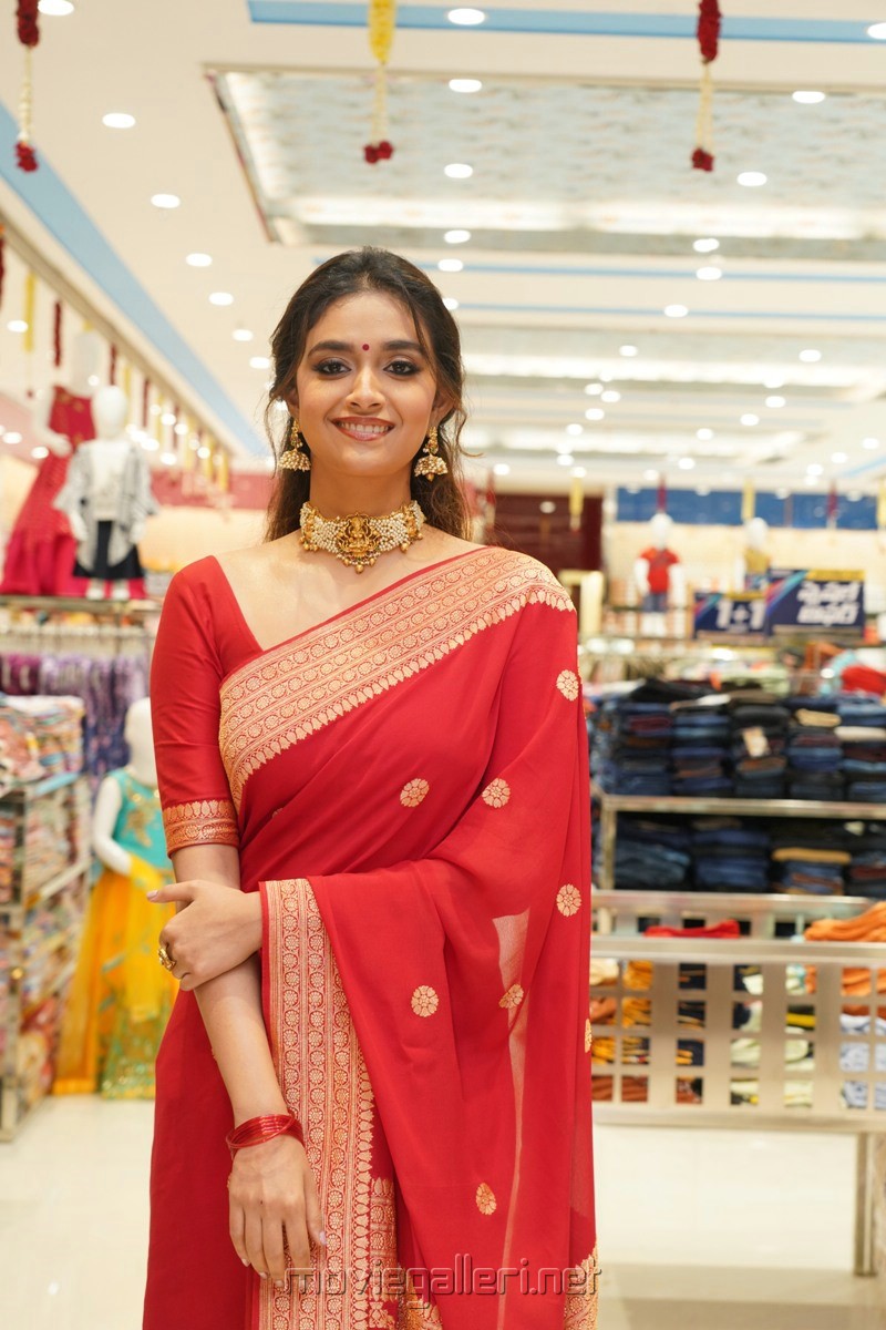 Keerthy Suresh Red Saree Photos Mancherial Cmr Shopping Mall Opening