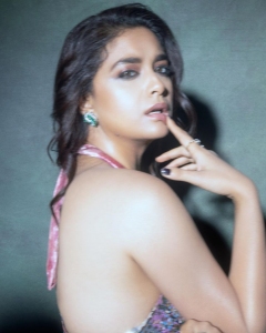Actress Keerthy Suresh Photoshoot @ Dasara Movie Promotions