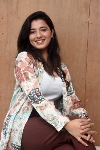 Lakshya Movie Actress Ketika Sharma Interview Images