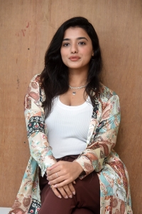 Lakshya Movie Actress Ketika Sharma Interview Images