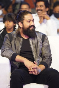 Actor Yash @ KGF Chapter 2 Press Meet Hyderabad Photos