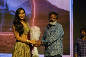 Srinidhi Shetty, Sai Korrapati @ KGF Chapter 2 Press Meet Hyderabad Photos