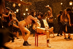 Meenakshi Chaudhary, Ravi Teja in Khiladi Movie Images HD