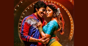 Ravi Teja, Dimple Hayathi in Khiladi Movie Images HD