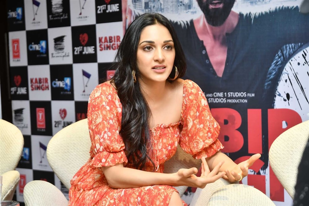 Kabir Singh Heroine Kiara Advani Media Interaction Photos | New Movie