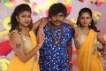 Geethanjali Thasya, Sampoornesh Babu, Ishika Singh @ Kobbari Matta On Location Photos