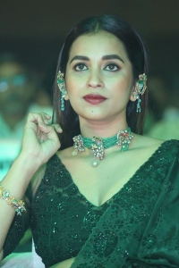 HIT 2 Movie Actress Komalee Prasad Green Saree Pics