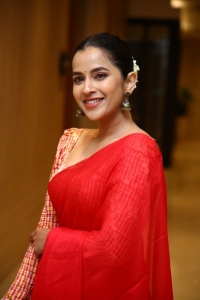 Actress Komalee Prasad Red Saree Images