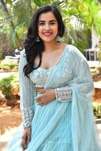 Sasivadane Movie Heroine Komalee Prasad Cute Pics