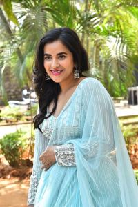 Actress Komalee Prasad Pics @ Sasivadane Movie Press Meet