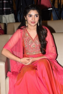 Actress Krithi Shetty New Cute Photos
