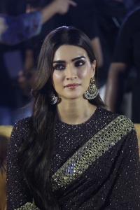 Actress Kriti Sanon Black Saree Photos @ Adipurush Pre Release