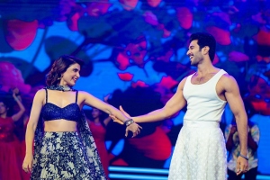 Samantha, Vijay Deverakonda @ Kushi Movie Music Concert Event Stills