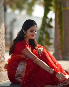 Actress Kushita Kallapu Saree Photoshoot Stills