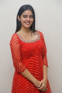 Actress Kushitha Kallapu Stills @ Neethone Nenu Press Meet