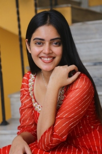 Neethone Nenu Actress Kushitha Kallapu Stills