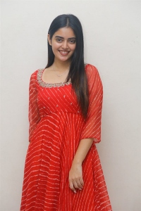 Actress Kushitha Kallapu Stills @ Neethone Nenu Press Meet