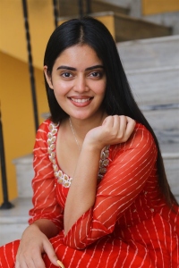 Actress Kushitha Kallapu Stills @ Neethone Nenu Press Meet