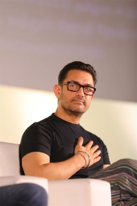 Aamir Khan @ Laal Singh Chaddha Press Meet Stills