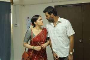 Sunaina, Vishal in Laatti Movie HD Images