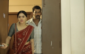 Sunaina, Vishal in Laththi Movie HD Images