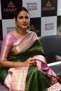 Telugu Actress Lavanya Tripathi Silk Saree Photos