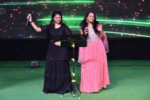 Singer Ramya Behara, Sravana Bhargavi @ Liger Pre Release Event Guntur Pictures