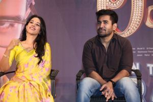 Mirnalini Ravi, Vijay Antony @ Love Guru Movie Press Meet Stills