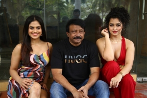 Naina Ganguly, Ram Gopal Varma, Apsara Rani @ Maa Ishtam Movie Press Meet Stills