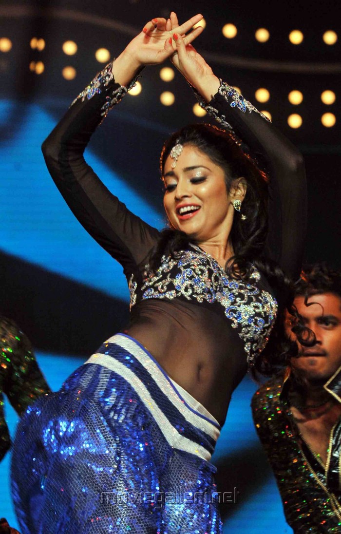 Picture 250227 | Shriya Saran Hot Dance at Maa TV Cinemaa Awards 2012 ...