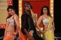 Anjali, Vishal, Varalaxmi in Madha Gaja Raja Movie Hot Pics