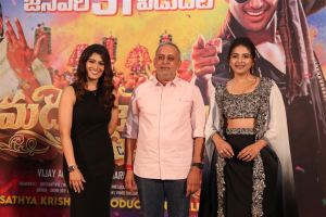 Varalaxmi, Gemini Kiran, Anjali @ Madha Gaja Raja Telugu Press Meet Stills