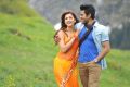 Shruti Hassan, Ram Charan in Magadheera Tamil Movie Stills