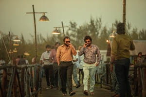 Bobby Simha, Vikram in Mahaan Movie HD Images