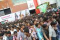 Mahesh Babu fans at South India Shopping Mall, Kukatpally, Hyderabad