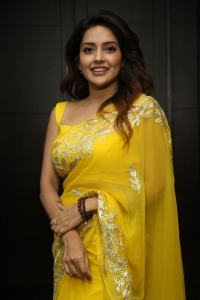 Chandramukhi 2 Movie Actress Mahima Nambiar Yellow Saree Pics