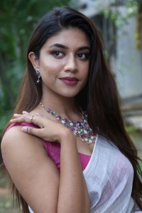 Actress Malavika Satheesan Saree Pics at Boyfriend for Hire Press Meet