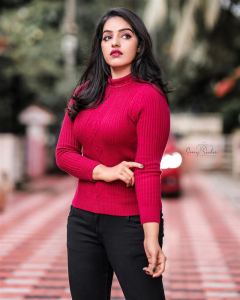 Actress Malavika Menon New Photoshoot Stills