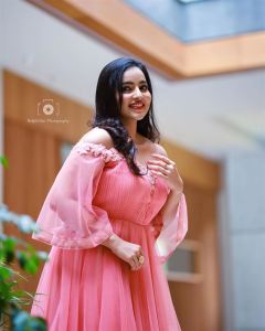 Actress Malavika Menon Photoshoot Stills