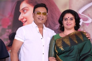 Vijaya Krishna Naresh, Pavitra Lokesh @ Malli Pelli Movie Trailer Launch Stills