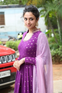 Malvika Nair Latest Images @ Anni Manchi Sakunamule Press Meet