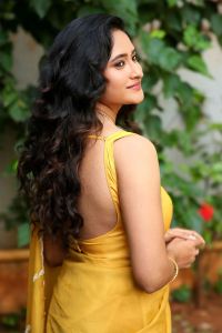 Actress Manika Chikkala Stills @ Dhandoraa Movie Launch