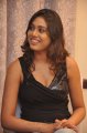 tamil_actress_manisha_yadav_hot_pics_stills_in_black_dress_0895