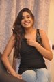 tamil_actress_manisha_yadav_hot_pics_stills_in_black_dress_4300