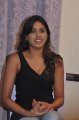 tamil_actress_manisha_yadav_hot_pics_stills_in_black_dress_7788