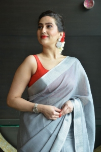 Anchor Manjusha Saree Pics @ Acharya Press Meet