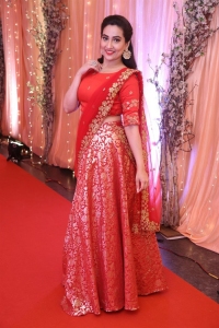 Anchor Manjusha in Red Half Saree Photos