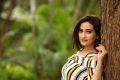 Anchor Manjusha Photos @ Savyasachi Trailer Launch